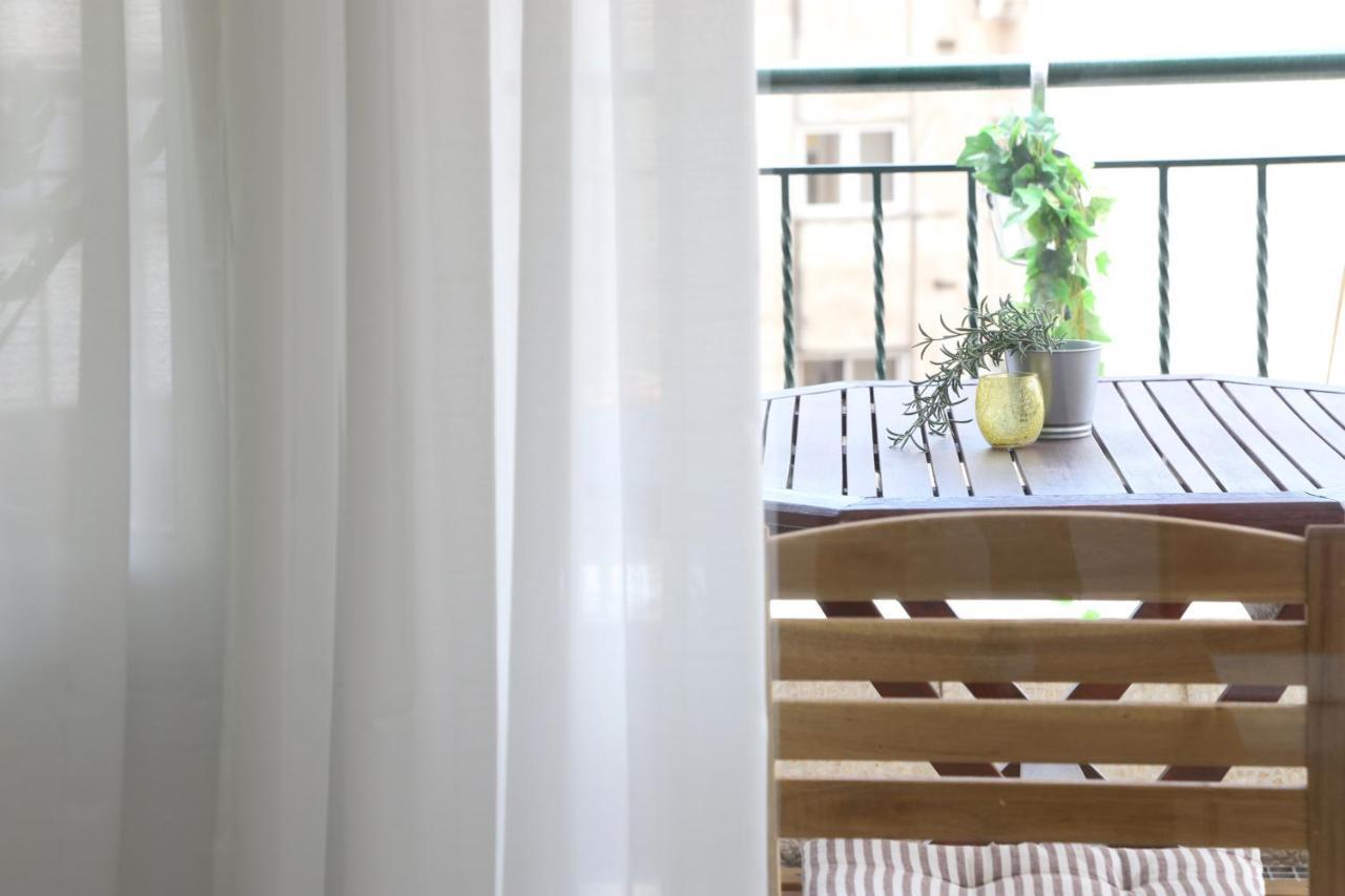 Ladadika Terraza Apt #1 เทสซาโลนิกิ ภายนอก รูปภาพ